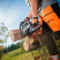 Tronçonneuse élagueuse Thermique 1,4cv 29cc Guide Oregon 30 Cm Anti-vibration Villager Vgs 3011pe -Pas Cher Jardinoa Magasin 634ef110e89959.54954093