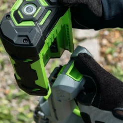 Pack Taille-haies Arbustes Batterie Et Chargeur Inclus Lamier 51cm Ego Ht5100e -Pas Cher Jardinoa Magasin 63503ef32a3c81.56213303