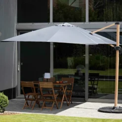 Parasol Déporté 3x3m Et 4 Dalles Lestées Effet Bois Gris -Pas Cher Jardinoa Magasin 647b2f8539ec58.73219592
