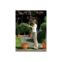 Black & Decker Sculpte Haie - Cisaille à Gazon Black Et Decker - 7,2v - Batterie 1,5ah - Gsl700-qw -Pas Cher Jardinoa Magasin 64831c0dce89c6.02080360