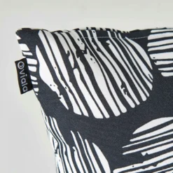 Lot De 2 Coussins Carrés Polyester Maasai 45x45x8 Cm -Pas Cher Jardinoa Magasin 64886588efe5c1.89641689